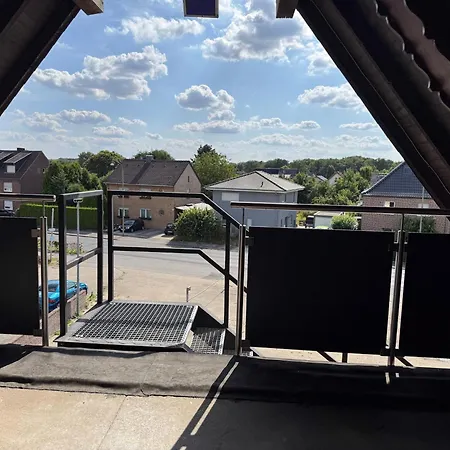 T&k - - 4-7 - Private Parking - Wifi - Fully Equipped Kitchen * Wegberg