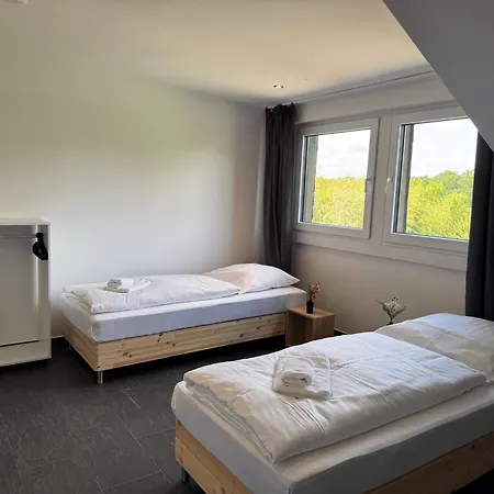 T&k - - 4-7 - Private Parking - Wifi - Fully Equipped Kitchen Apartmán *