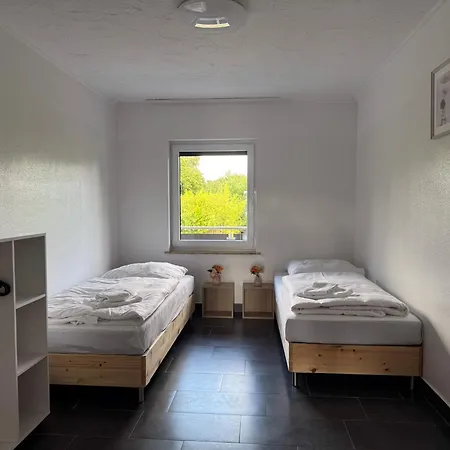 Apartment T&k - - 4-7 - Private Parking - Wifi - Fully Equipped Kitchen *