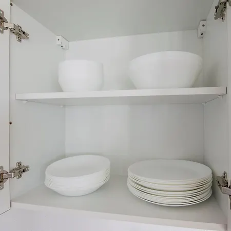 Apartment T&k - - 4-7 - Private Parking - Wifi - Fully Equipped Kitchen *