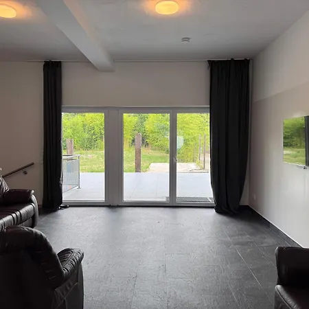 T&k - - 4-7 - Private Parking - Wifi - Fully Equipped Kitchen Apartmán Wegberg