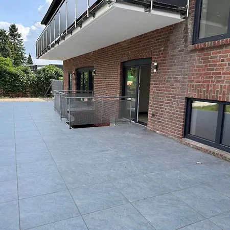 T&k - - 4-7 - Private Parking - Wifi - Fully Equipped Kitchen