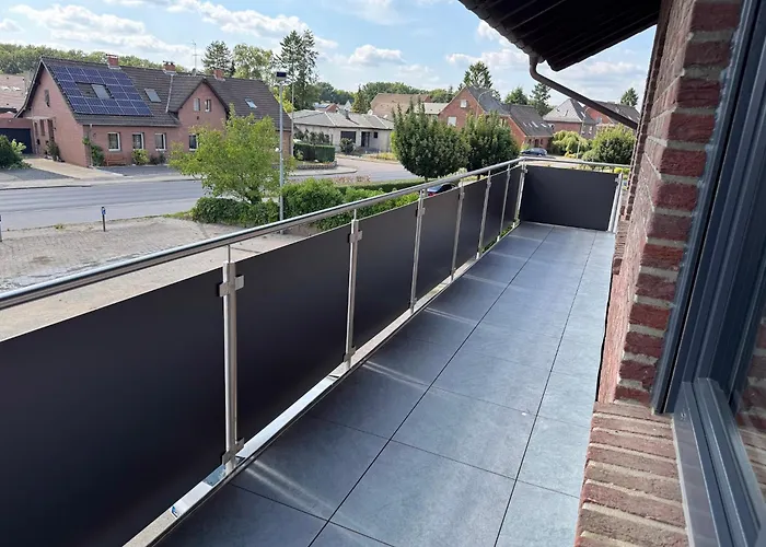 T&k - - 4-7 - Private Parking - Wifi - Fully Equipped Kitchen * Wegberg