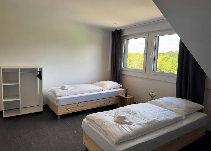 T&k - - 4-7 - Private Parking - Wifi - Fully Equipped Kitchen Appartement *