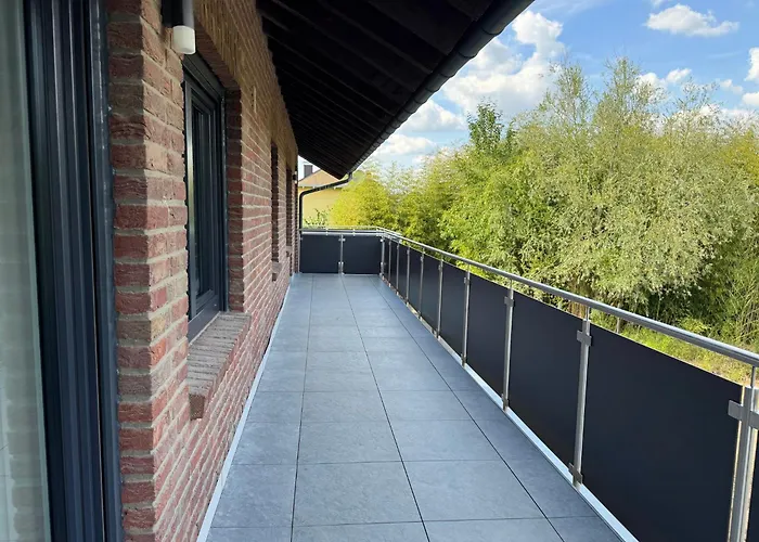 Apartament T&k - - 4-7 - Private Parking - Wifi - Fully Equipped Kitchen Wegberg