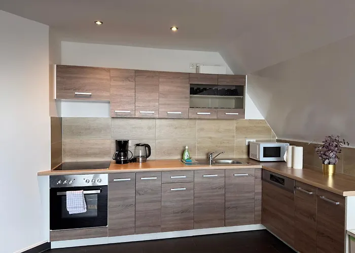 T&k - - 4-7 - Private Parking - Wifi - Fully Equipped Kitchen Wegberg