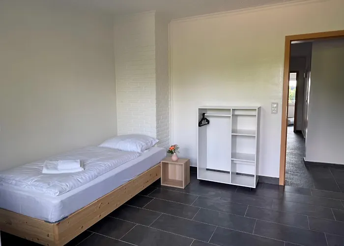 T&k - - 4-7 - Private Parking - Wifi - Fully Equipped Kitchen