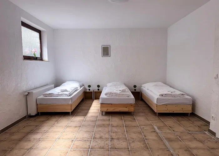 T&k - - 4-7 - Private Parking - Wifi - Fully Equipped Kitchen Wegberg