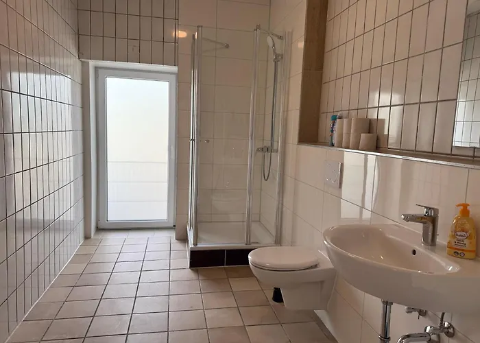 T&k - - 4-7 - Private Parking - Wifi - Fully Equipped Kitchen * Wegberg