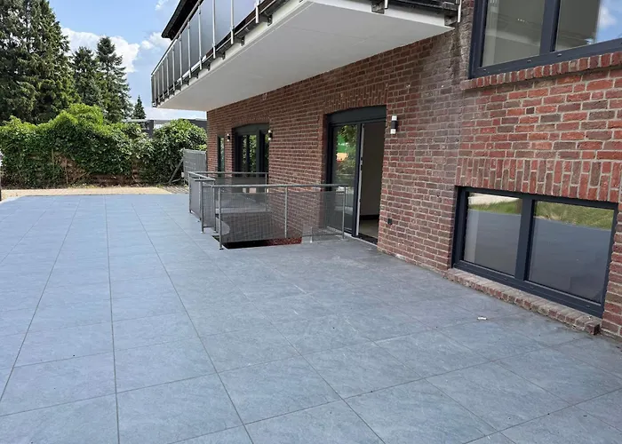 T&k - - 4-7 - Private Parking - Wifi - Fully Equipped Kitchen