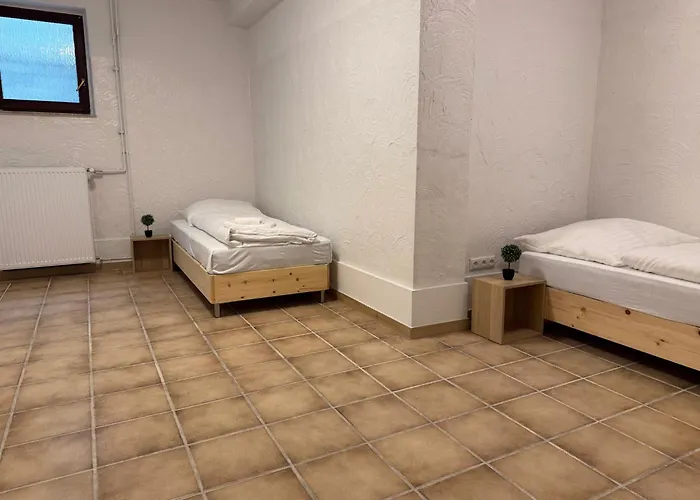 T&k - - 4-7 - Private Parking - Wifi - Fully Equipped Kitchen Wegberg