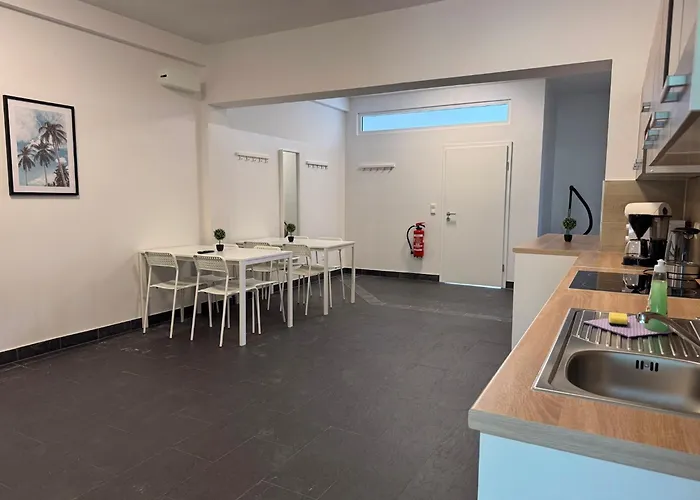 Apartament T&k - - 4-7 - Private Parking - Wifi - Fully Equipped Kitchen